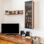 Haus Regina 公寓 *