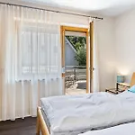 Haus Regina *